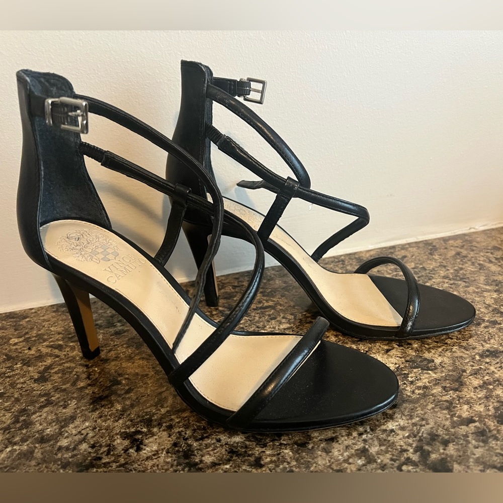 Black Vince Camuto Careleen Strappy Ankle Strap heels Size 7